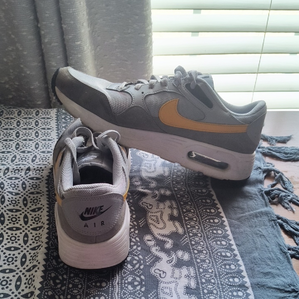 Nike Air Sneakers in Gray and Gold